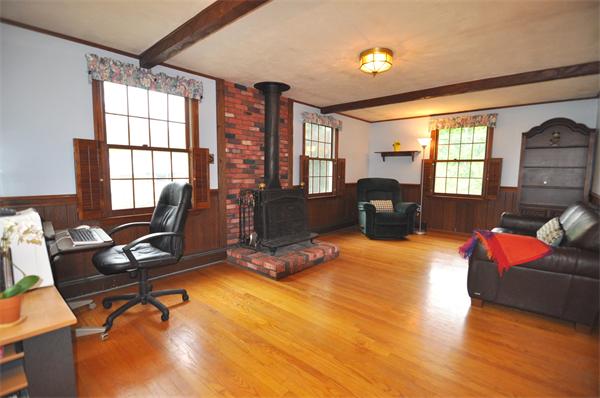 8 Trask Road Acton, MA 01720 - Photo 5 of 20 Gallery Image 5