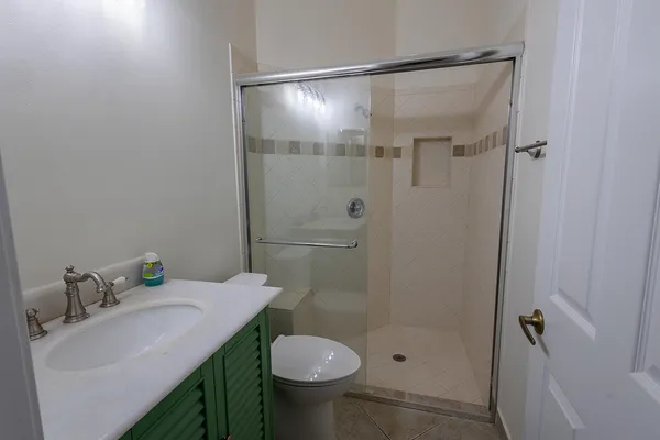 $3,800 | 6428 Garden Court, West Palm Beach, FL 33411