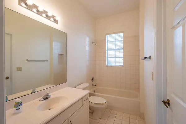 $3,800 | 6428 Garden Court, West Palm Beach, FL 33411