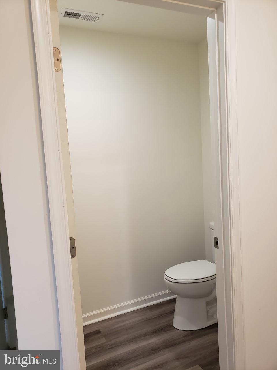 204 Park Avenue Ridgely, MD 21660 - Photo 48 of 52 Toilet area with privacy -- in owners bath