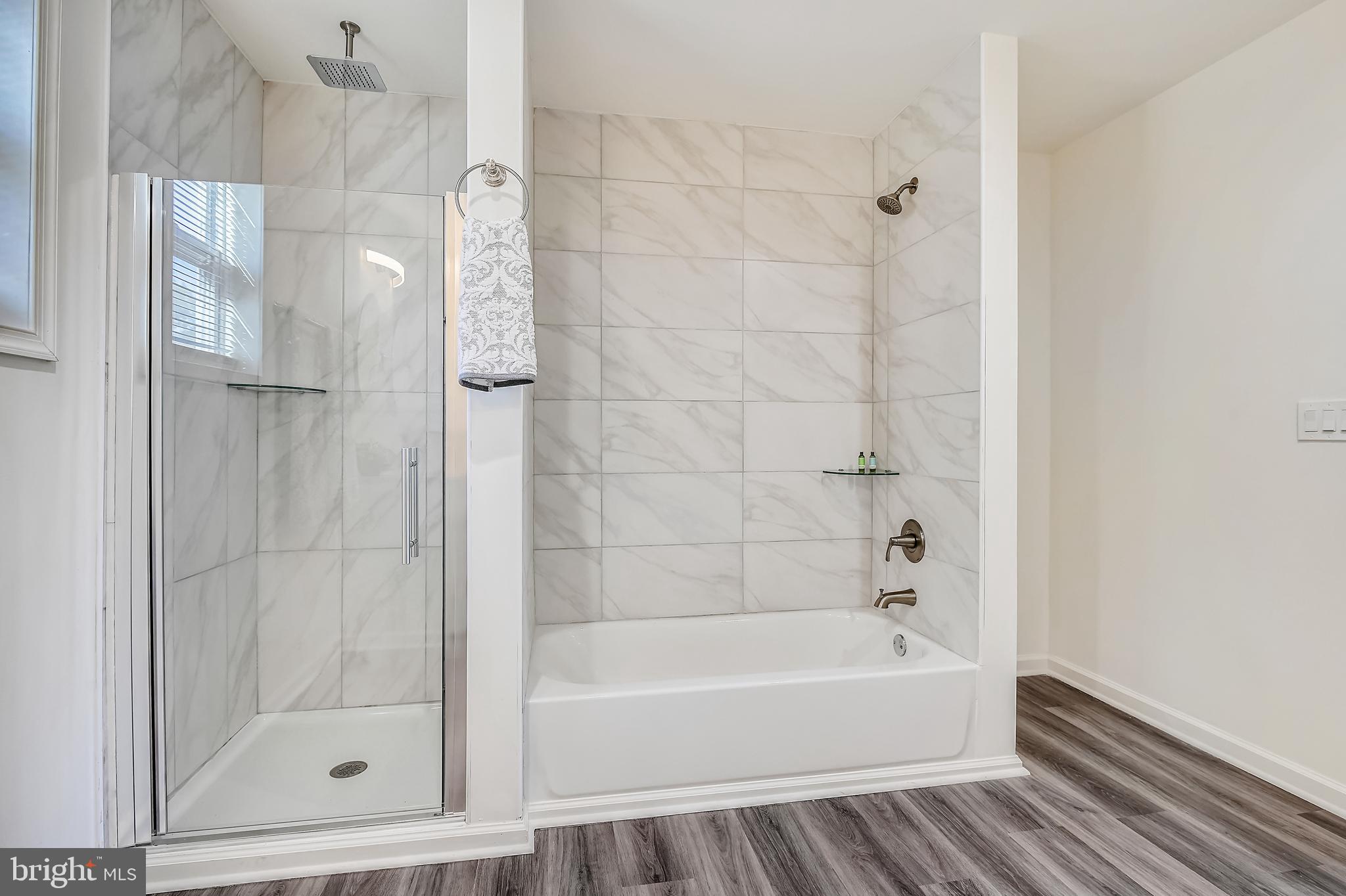 204 Park Avenue Ridgely, MD 21660 - Photo 50 of 52 Owner's bath showing shower and tub