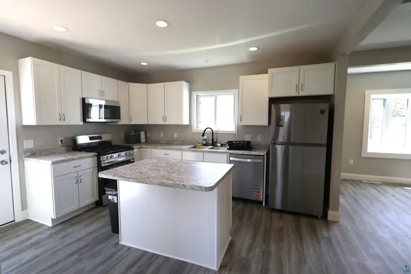 $379,900 | 2102 Main Street, Ashland, WI 54806