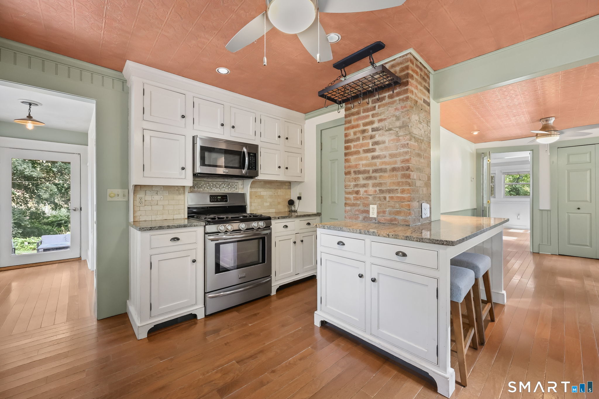 1010 Boston Post Road Westbrook, CT 06498 - Photo 10 of 40 Gallery Image 10
