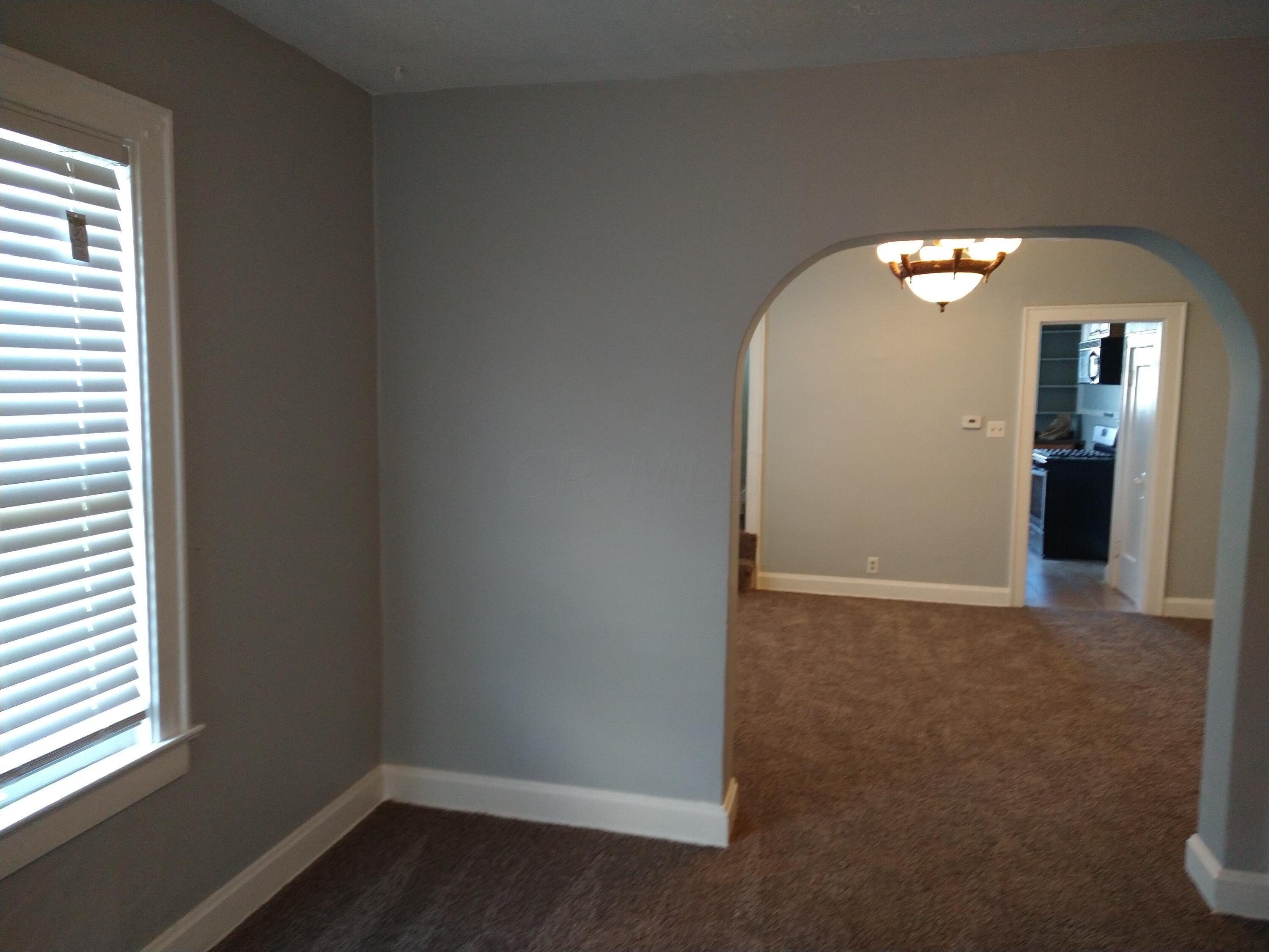 322 Derrer Road Columbus, OH 43204 - Photo 5 of 21 IMG_20211222_134152655