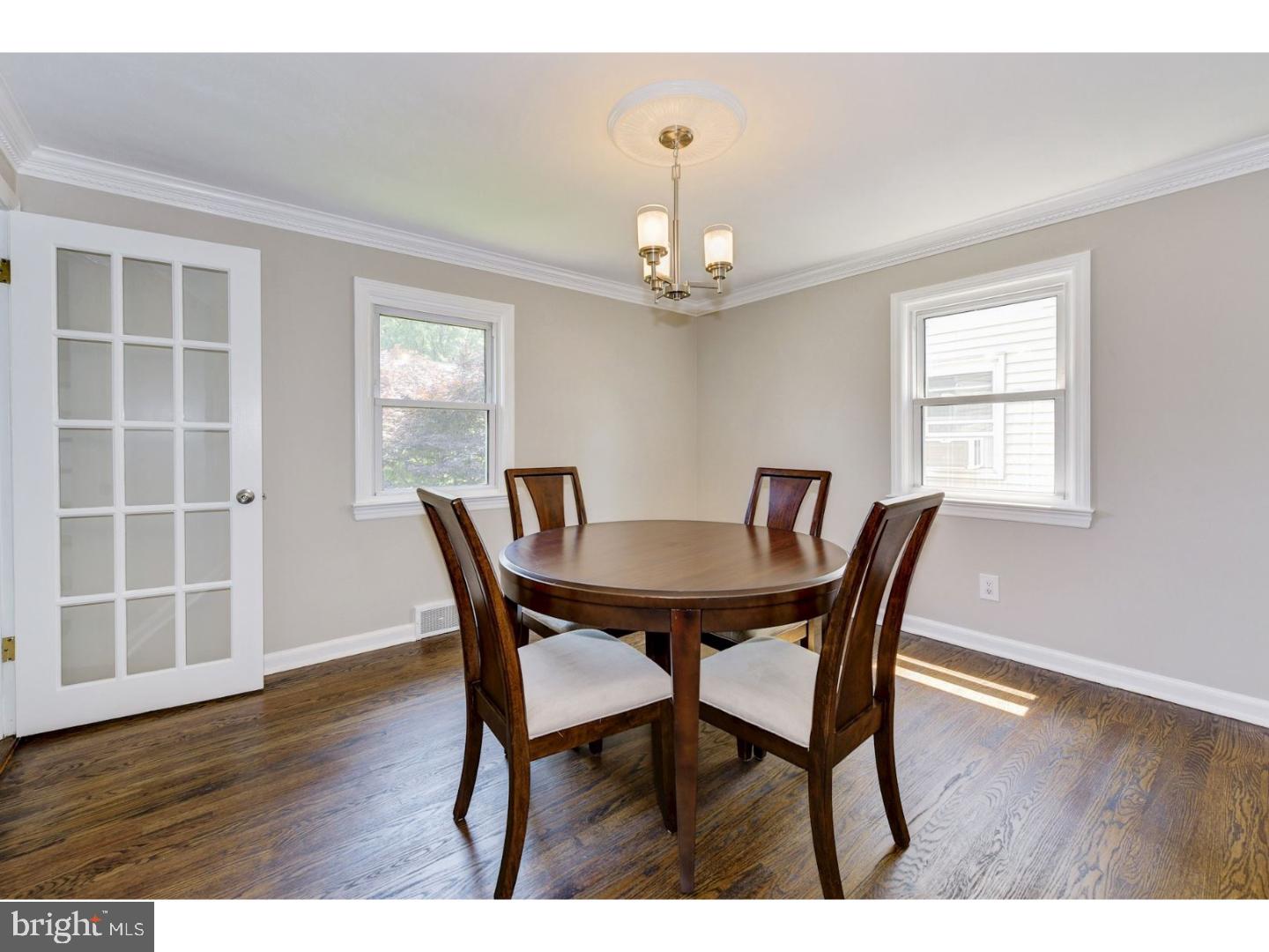 203 Kuser Road Hamilton, NJ 08619 - Photo 8 of 25