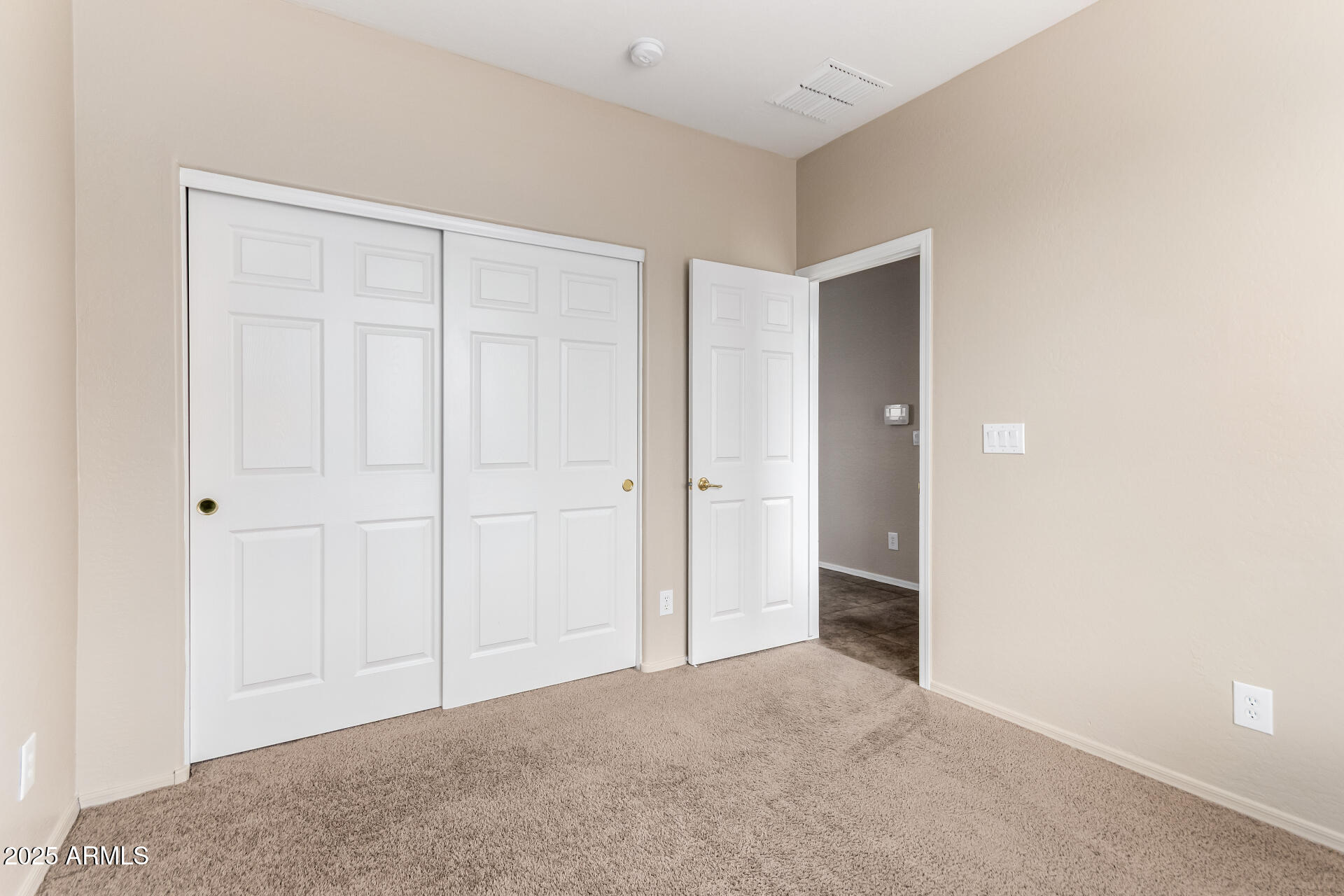 2203 West Vía Caballo Blanco Phoenix, AZ 85085 - Photo 5 of 28 a view of an empty room