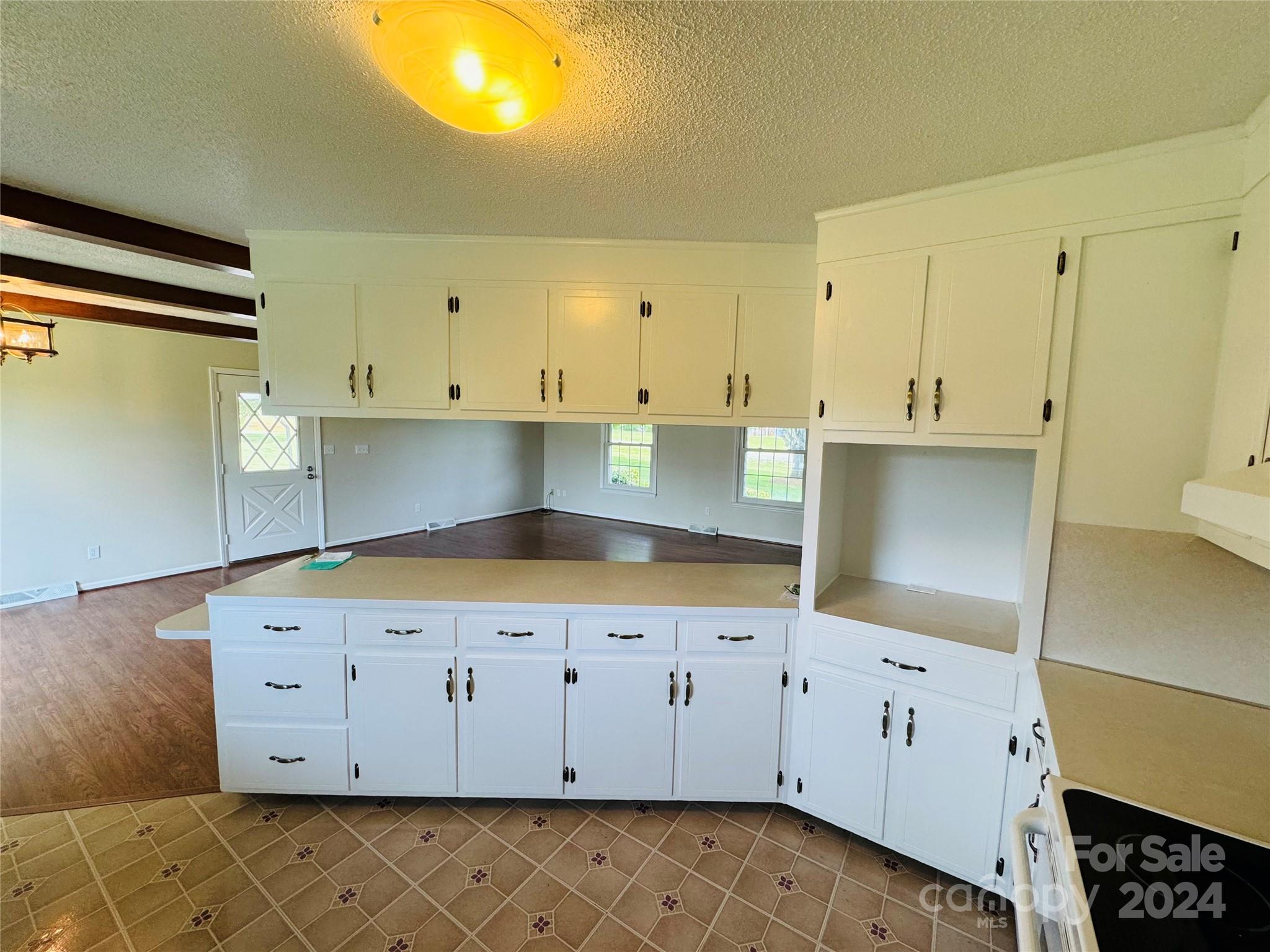 1790 Sain Road Hickory, NC 28602 - Photo 11 of 28 Gallery Image 11