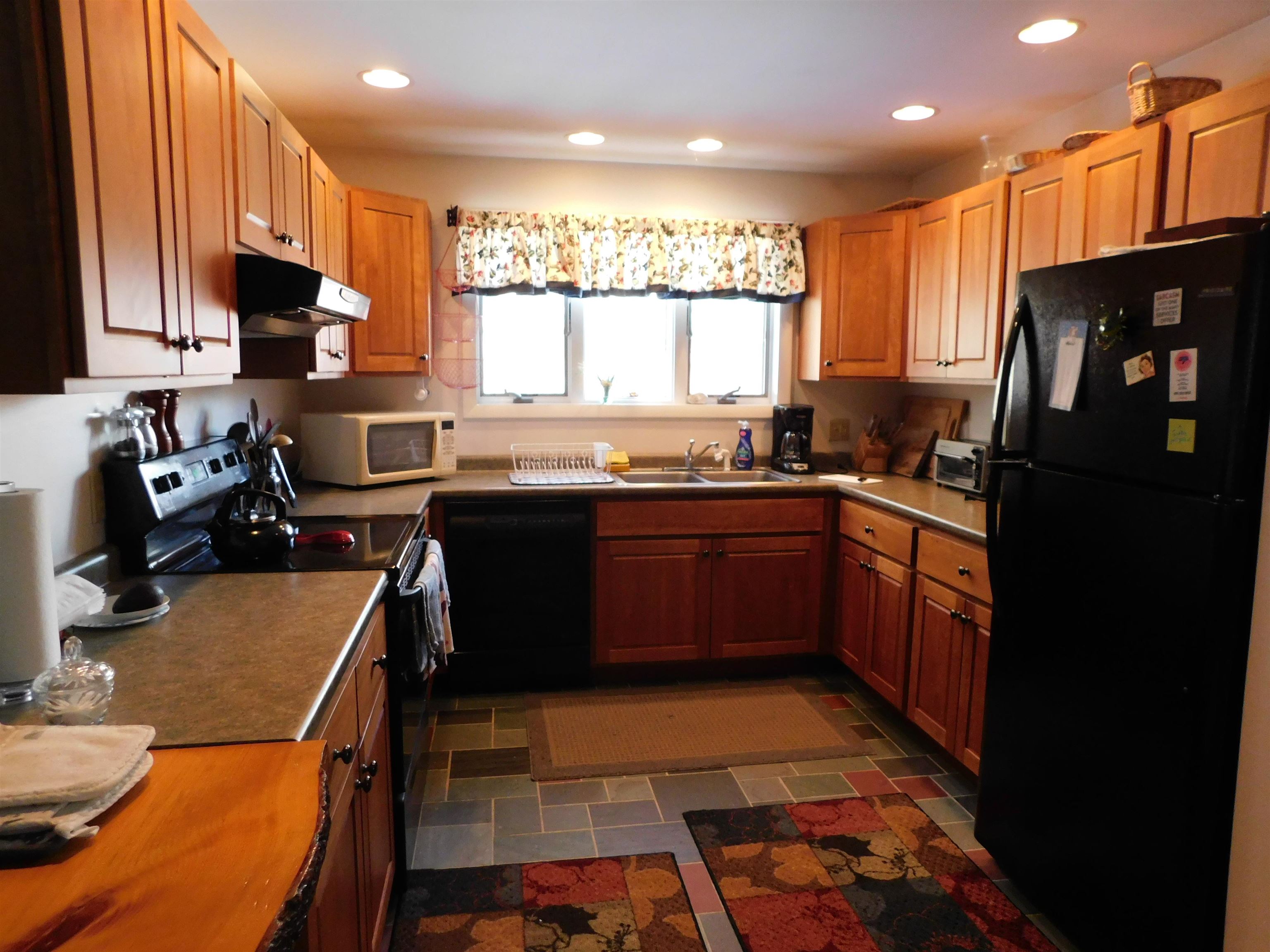 28 Ahmeek Road West Dover, VT 05356 - Photo 4 of 19