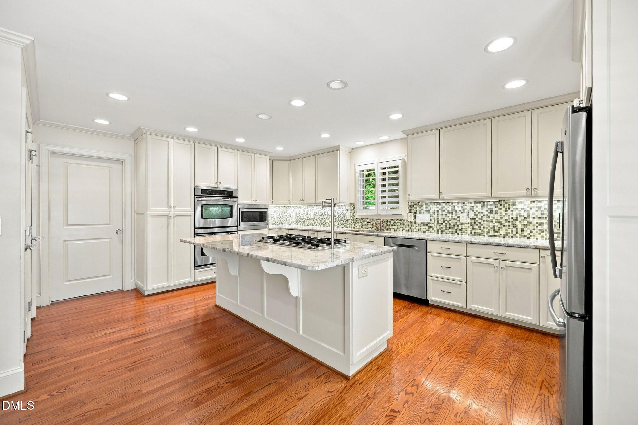 6804 Woodhaven Court Raleigh, NC 27615 - Photo 7 of 41 Kitchen