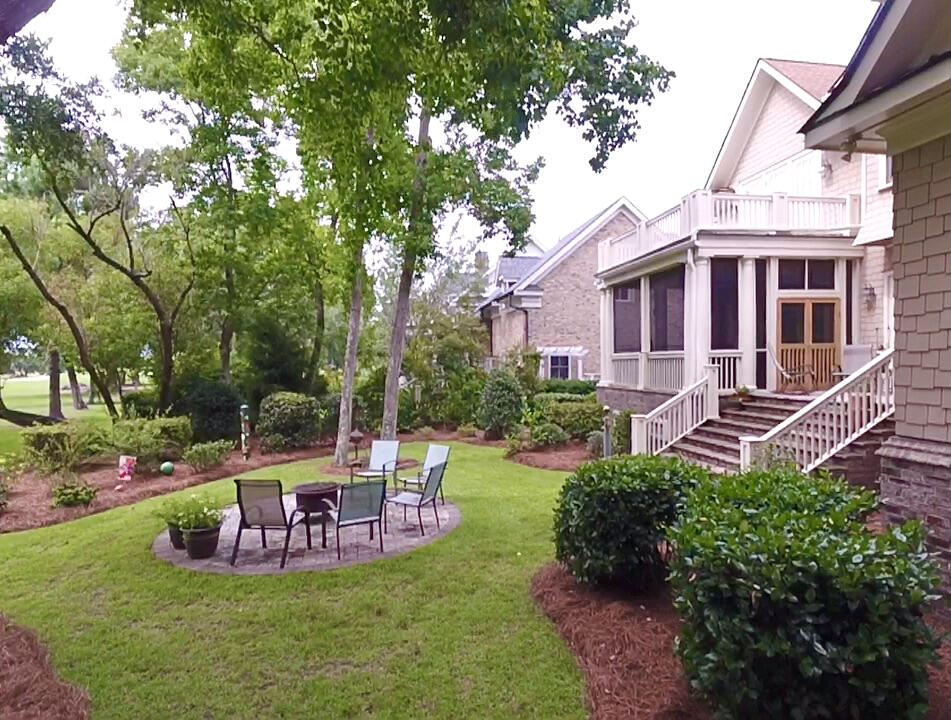 11 Watroo Point Charleston, SC 29492 - Photo 5 of 31 178B87BF-0276-4886-94D2-2CF4D28C3FD8_1_2