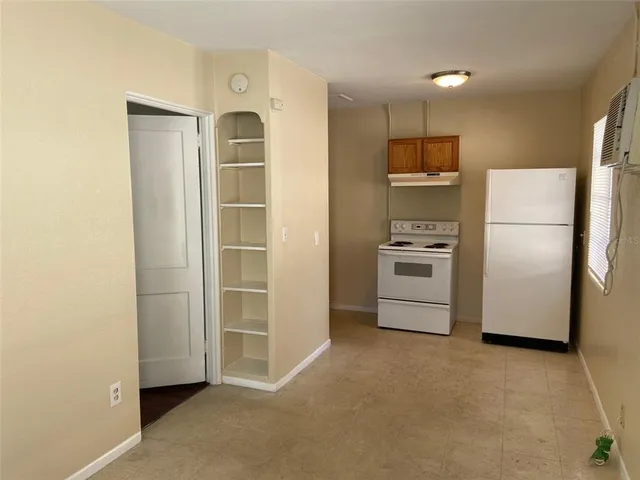 $1,050 | 1437 Gulf To Bay Boulevard, Unit A, Clearwater, FL 33755