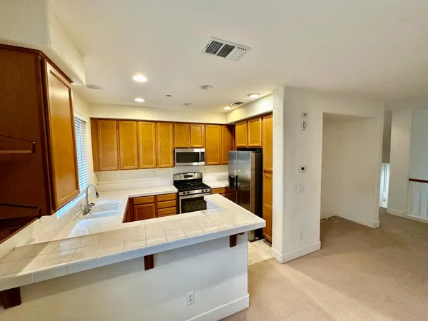 $525,000 | 1620 D Street, Sacramento, CA 95814