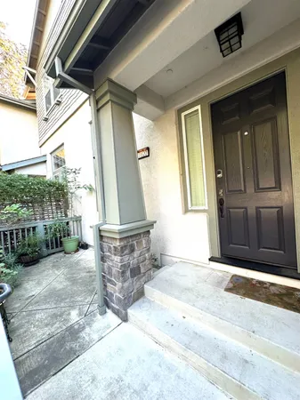 $525,000 | 1620 D Street, Sacramento, CA 95814