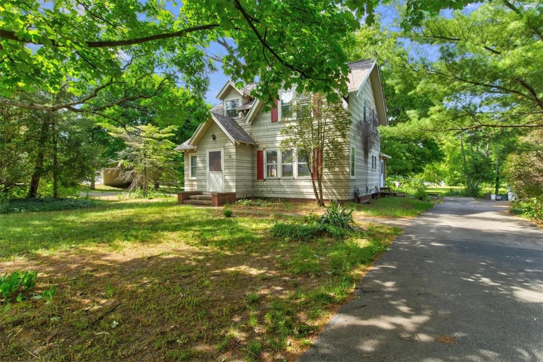 274 Volk Road