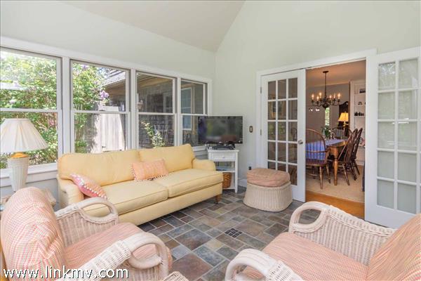 70 Marthas Road Edgartown, MA 02539 - Photo 16 of 36 http://d1qzqeyxiitrap.cloudfront.net/photos/36708/600/1228e3fd.jpg