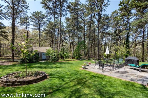 70 Marthas Road Edgartown, MA 02539 - Photo 31 of 36 http://d1qzqeyxiitrap.cloudfront.net/photos/36708/600/f06f5ebb.jpg