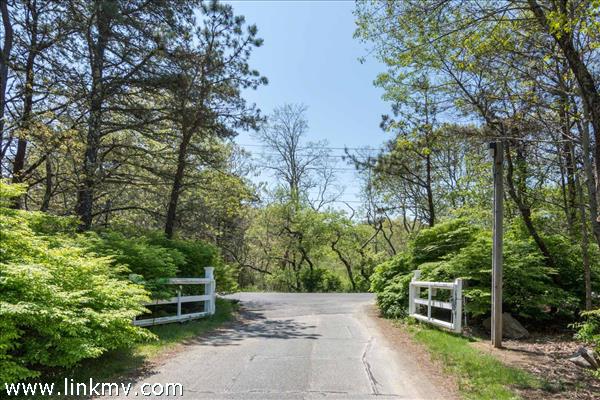 70 Marthas Road Edgartown, MA 02539 - Photo 36 of 36 http://d1qzqeyxiitrap.cloudfront.net/photos/36708/600/1cf7017f.jpg