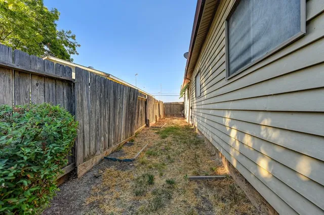 $399,000 | 1106 G Street, Rio Linda, CA 95673