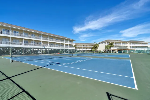 a view of an outdoor space