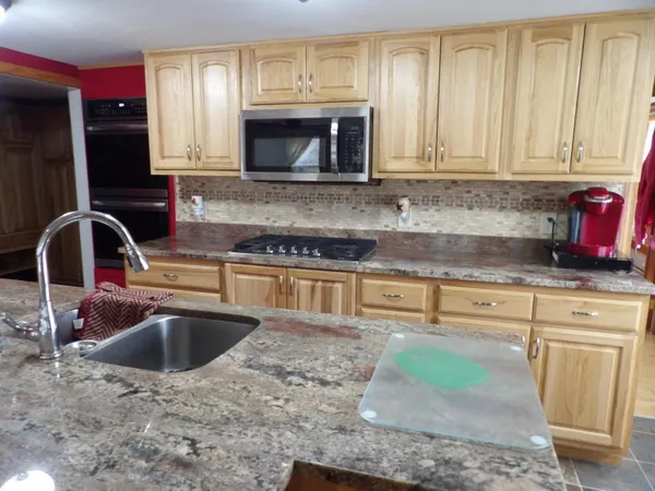 $400,000 | 953 Pushaw Road, Glenburn, ME 04401