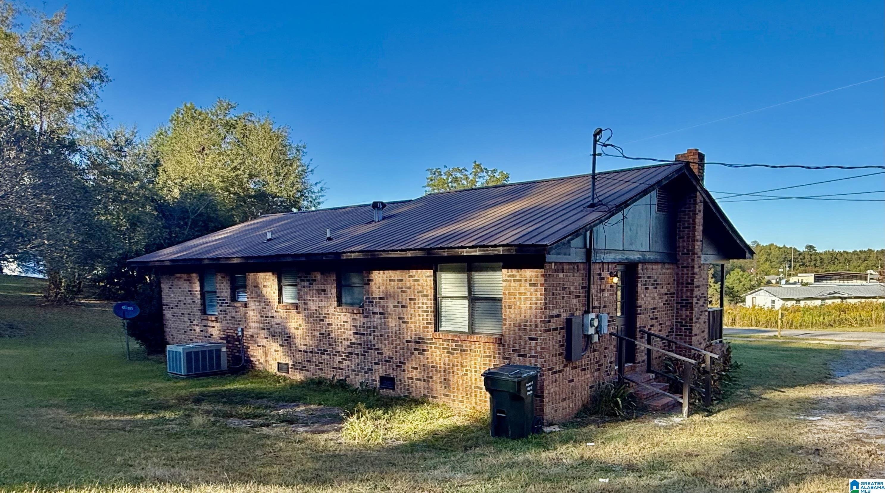 3839 Old Henry Road Clanton, AL 35045 - Photo 2 of 12