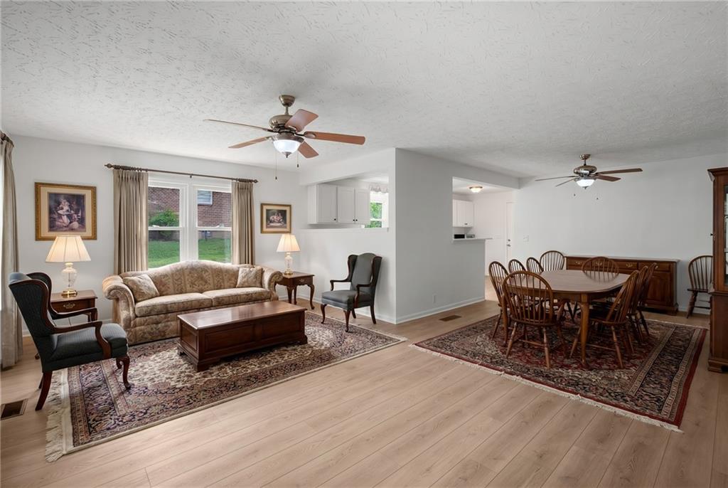 119 Hunt Drive Calhoun, GA 30701 - Photo 2 of 24