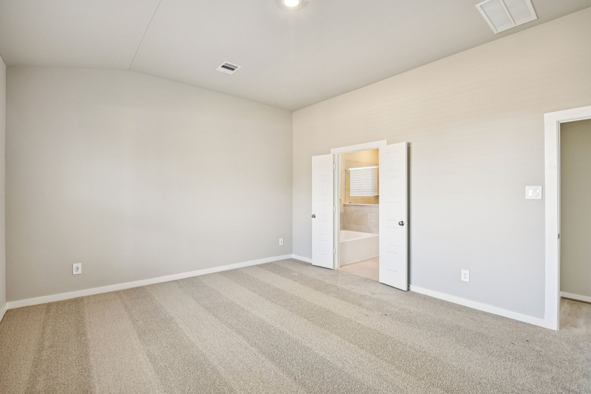 17892 Stone Terrace Montgomery, TX 77316 - Photo 23 of 49 an empty room with an entryway