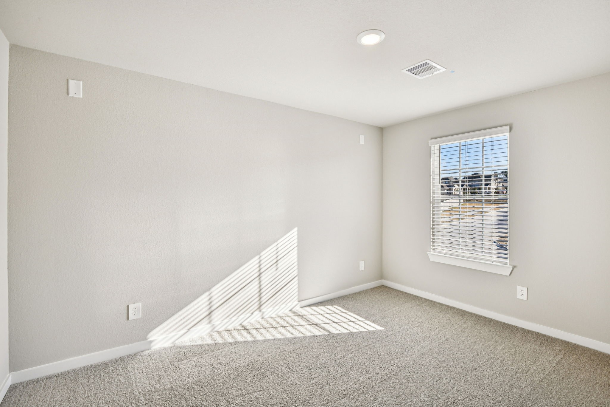 17892 Stone Terrace Montgomery, TX 77316 - Photo 36 of 49 a view of an empty room with a window