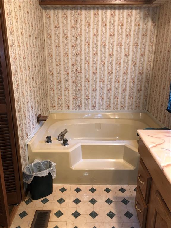 1912 Hill Road Monaca, PA 15061 - Photo 12 of 22 Gallery Image 12
