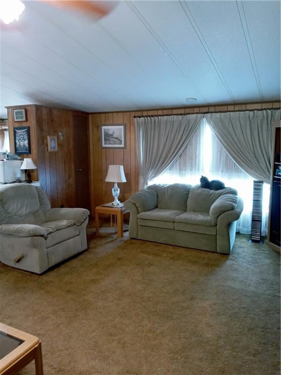 1912 Hill Road Monaca, PA 15061 - Photo 5 of 22 Gallery Image 5
