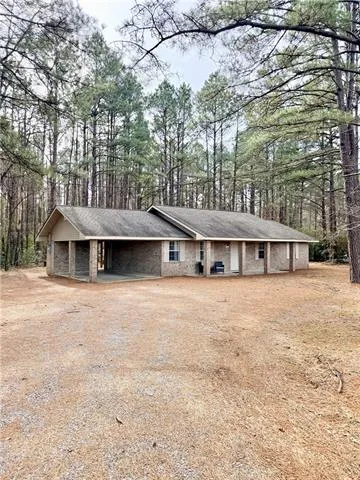 $215,000 | 361 Elmus Paul Road, Deville, LA 71328