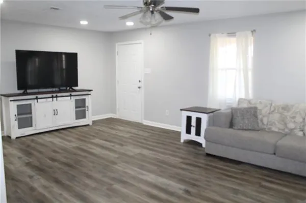 $209,900 | 361 Elmus Paul Road, Deville, LA 71328