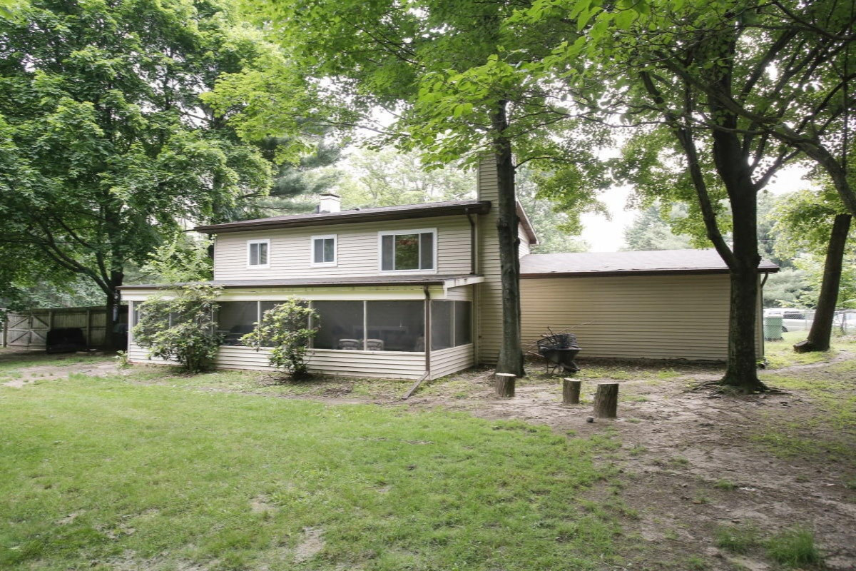 93 Fortune Road Springfield, MI 49037 - Photo 22 of 22 93 fortune_24