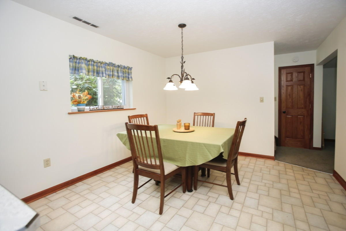 93 Fortune Road Springfield, MI 49037 - Photo 9 of 22 93 fortune_09