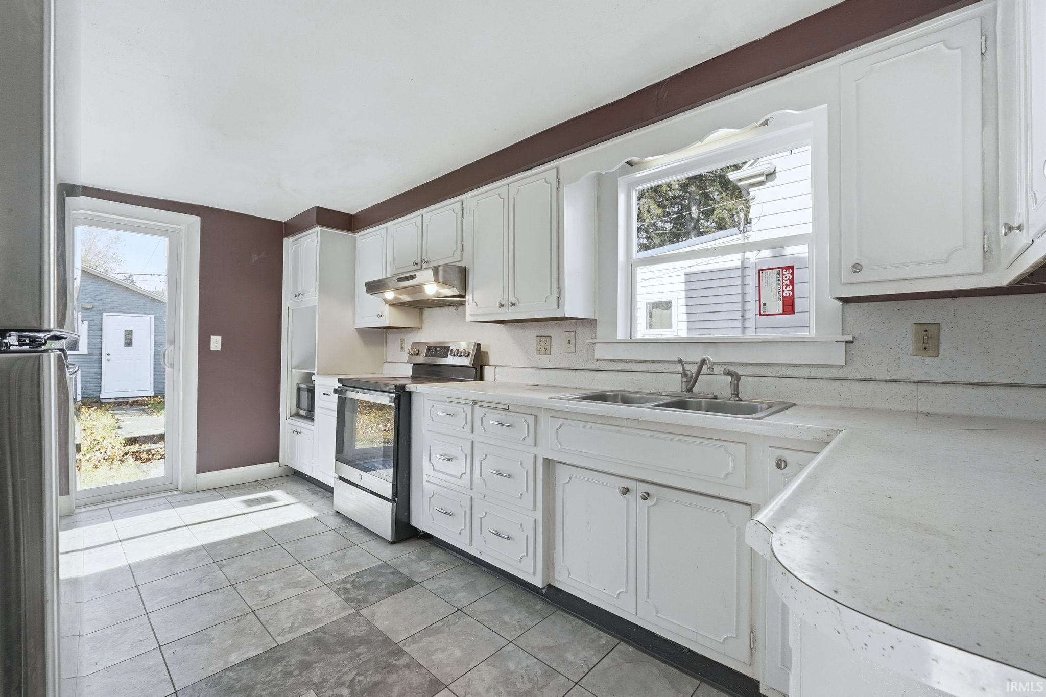 4430 Buell Drive Fort Wayne, IN 46807 - Photo 18 of 36