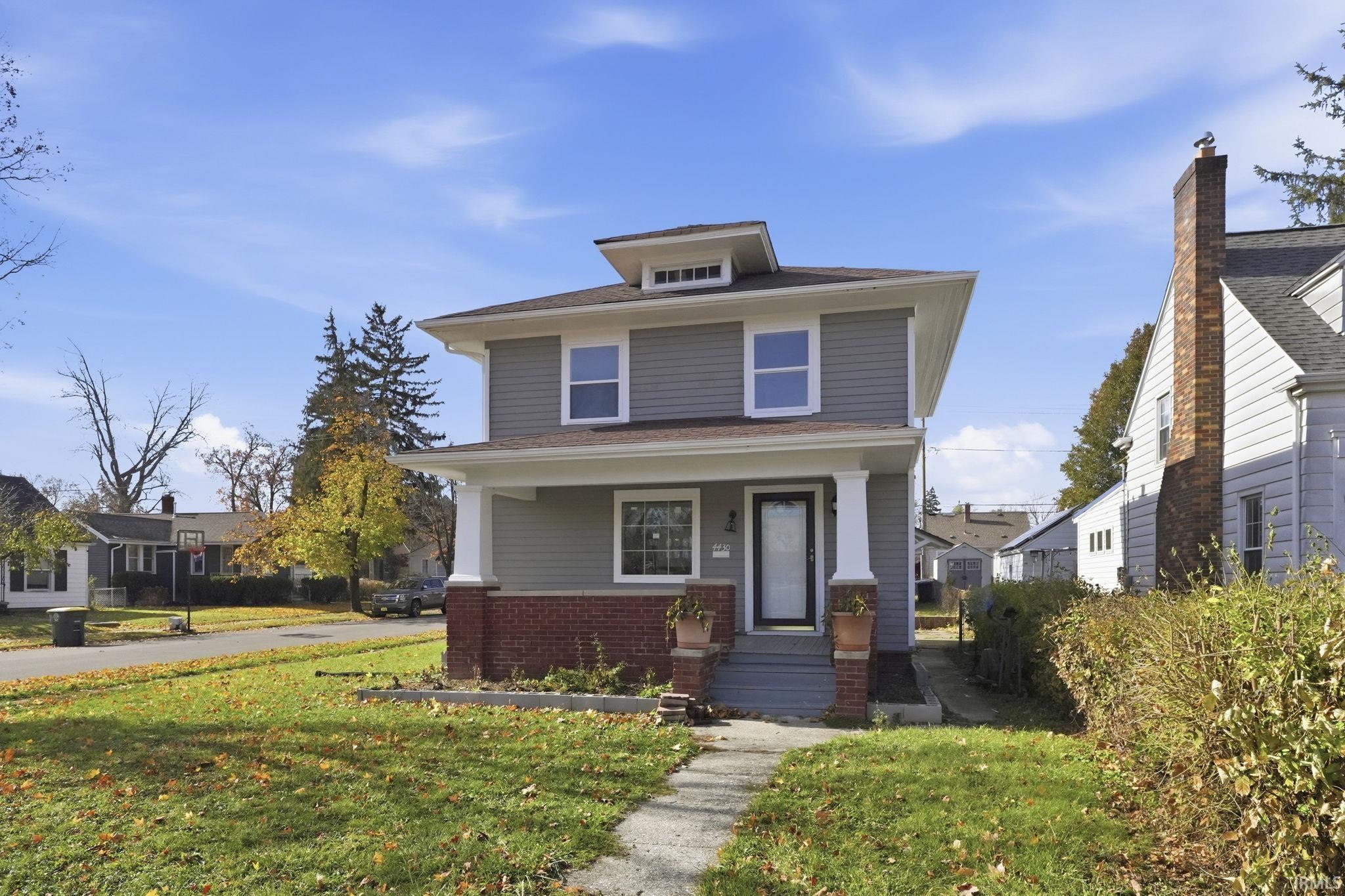 4430 Buell Drive Fort Wayne, IN 46807 - Photo 3 of 36