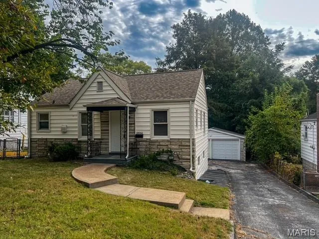 $111,900 | 10066 Dorothy Avenue, St. Louis, MO 63137