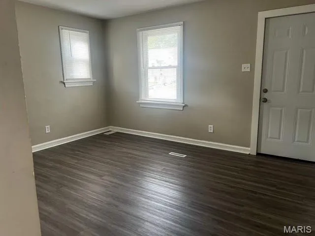 $111,900 | 10066 Dorothy Avenue, St. Louis, MO 63137