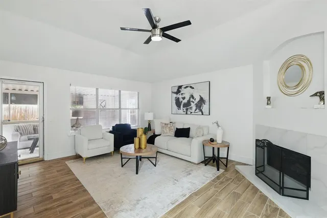 $290,000 | 3220 Steamboat Drive, Fort Worth, TX 76123