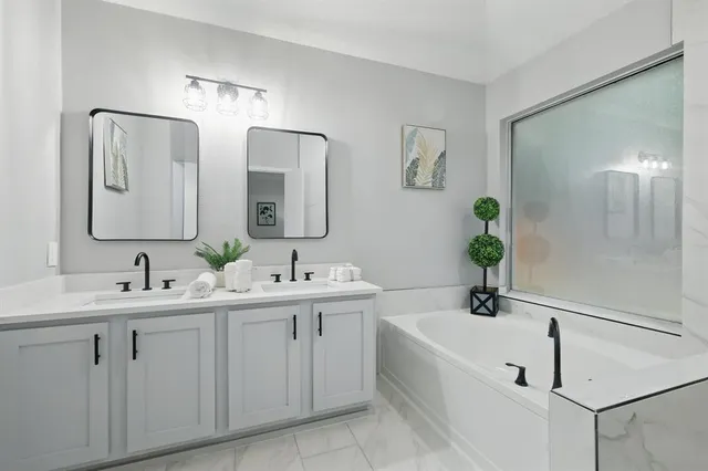 $290,000 | 3220 Steamboat Drive, Fort Worth, TX 76123