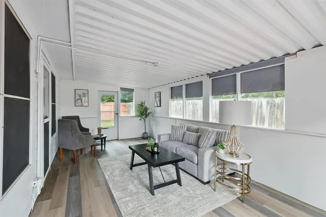 $290,000 | 3220 Steamboat Drive, Fort Worth, TX 76123