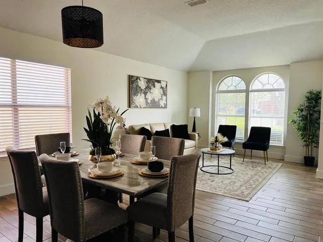 $290,000 | 3220 Steamboat Drive, Fort Worth, TX 76123