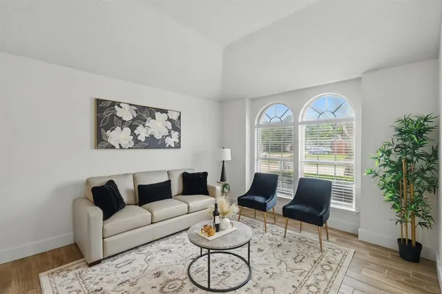 $290,000 | 3220 Steamboat Drive, Fort Worth, TX 76123