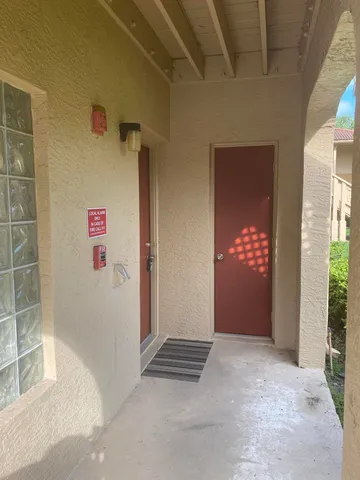 $2,050 | 4799 Via Palm Lakes, Unit 1601, West Palm Beach, FL 33417
