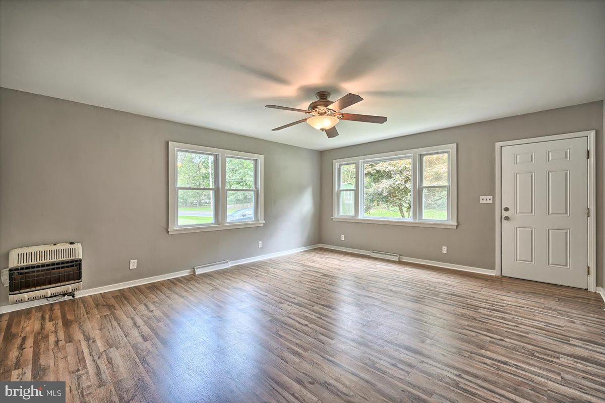 1507 Roundtop Road Middletown, PA 17057 - Photo 6 of 31 Gallery Image 6