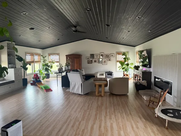 $400,000 | 2632 110th Street, Granada, MN 56039