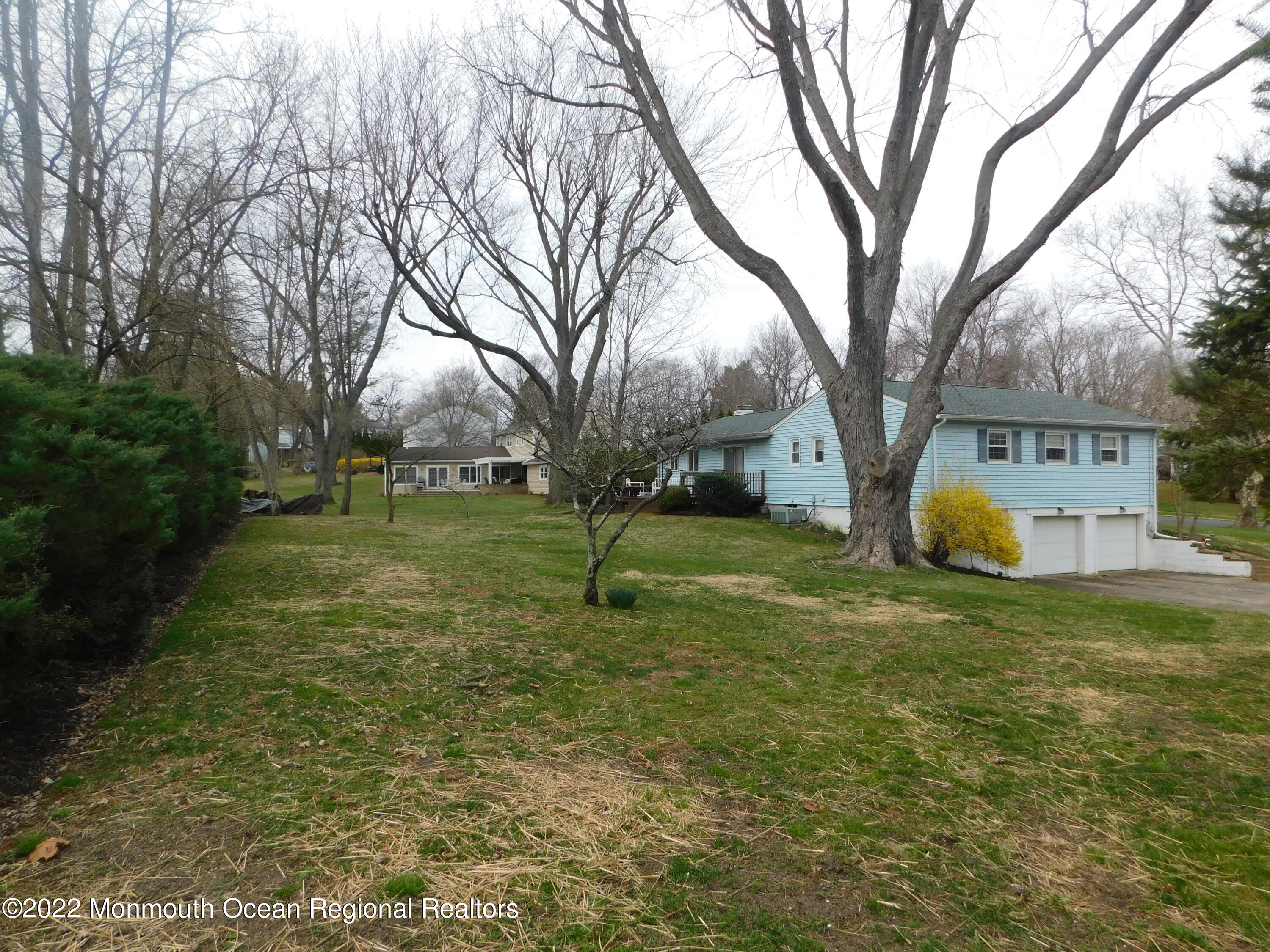 40 Glenhill Road Freehold, NJ 07728 - Photo 11 of 17 DSCN0289