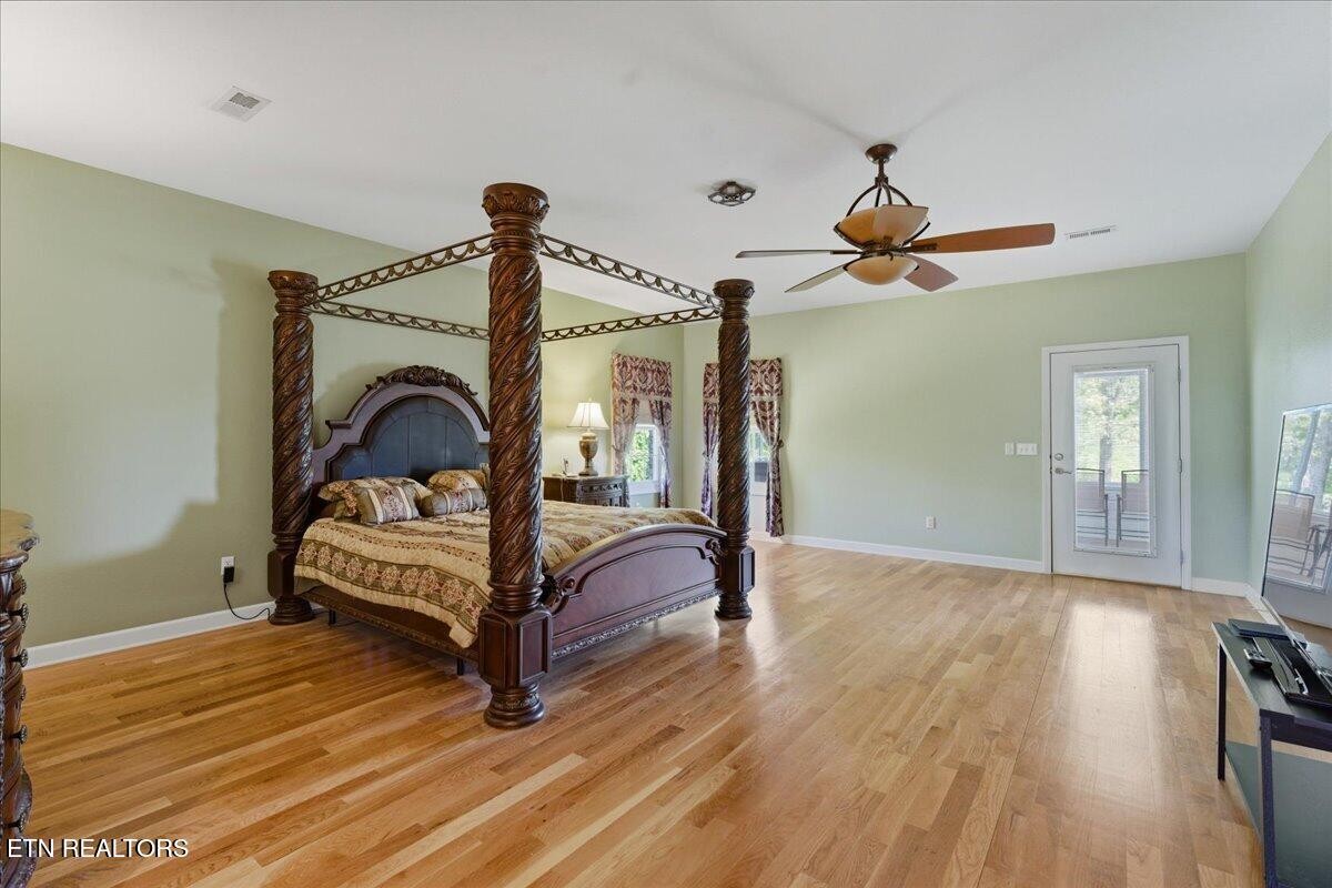 828 Helton Road Maryville, TN 37804 - Photo 12 of 37 Gallery Image 12