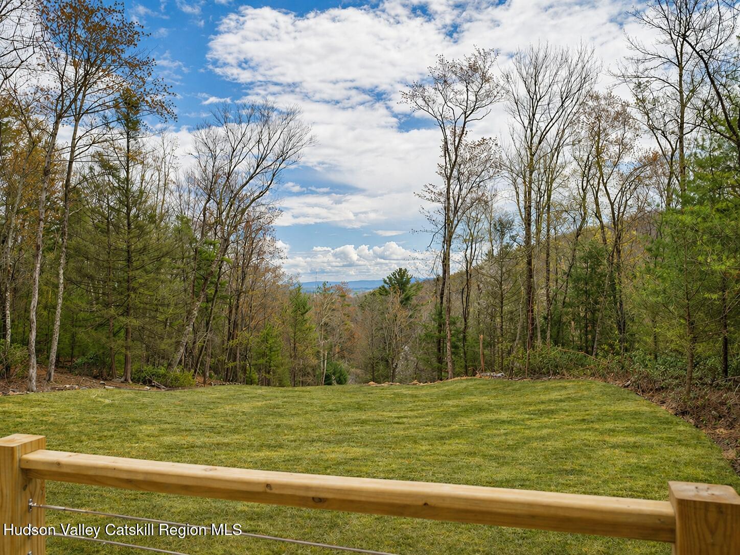 30 Dymond Road Kerhonkson, NY 12446 - Photo 3 of 52 Back deck