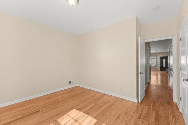 $3,199 | 23 Reynolds Avenue, Unit 1, Harrison, NJ 07029
